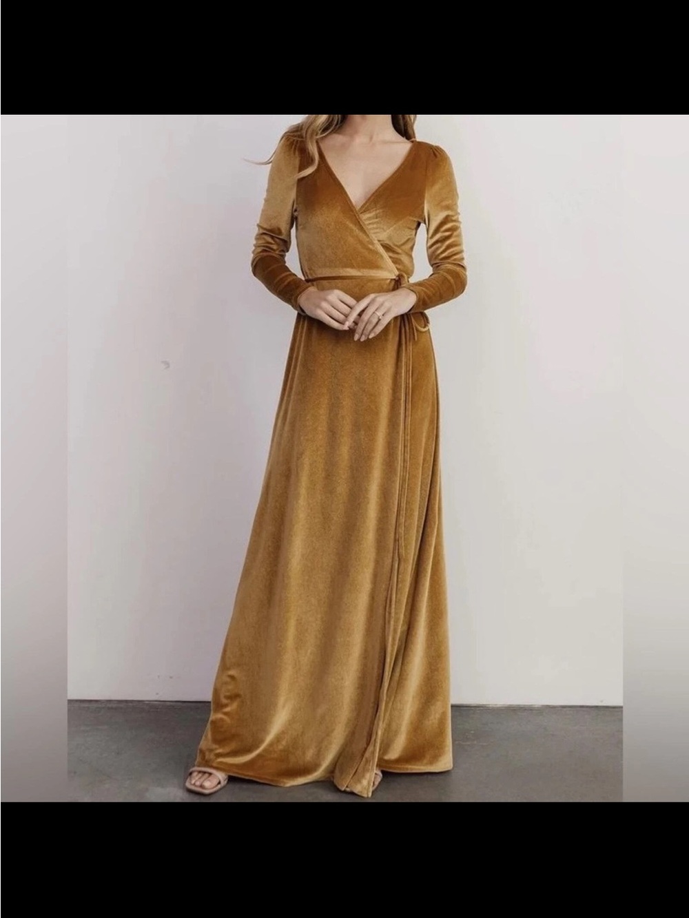 Baltic Born Sofia Velvet Wrap Maxi Dress Gold Long Sleeve V-Neck Medium